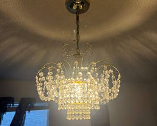 Chandelier 