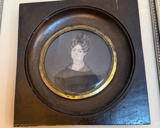 Case Table
Miniature portrait 