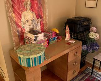 Upstairs Bedroom 
MCM desk
Puzzles 
Nude by Martin Johnson