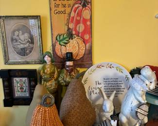 A little fall/ Thanksgiving mixed in!