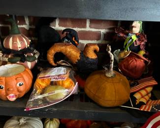 Fall/ Halloween decor