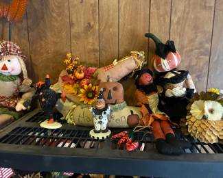 Fall/ Halloween decor