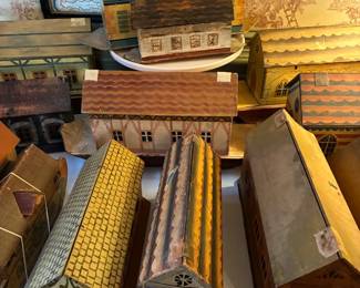 There are Noah's arks in a variety of sizes, shapes, and make