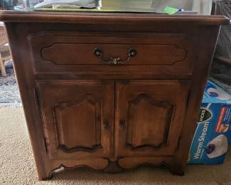 Ethan Allen Country French Nightstand