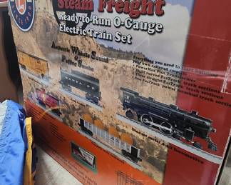 Lionel Santa Fe Steam Freight Ready-to-Run O-Gauge Electric Train Set