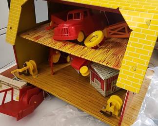 Vintage Marx Toys Lazy-Day Farm Tin Lithographed Playset