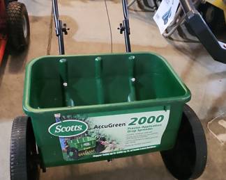 Scotts AccuGreen 2000 Precise-Application Drop Spreader