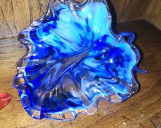 Murano Style Art Glass Leaf Dish