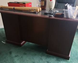 Traditional Cherry Wood Executive Desk with Leather Inlay