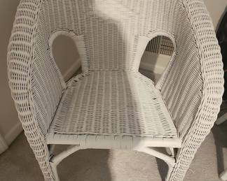 White Wicker Peacock Chair