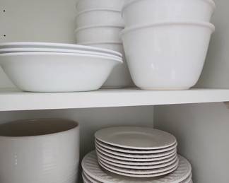 White Corelle Dinnerware Set