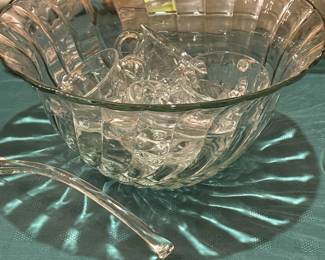 Punch Bowl with 8 Matching Cups