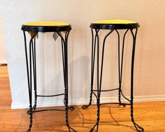 91 VintageBlackTwistedWroughtIronBarStools