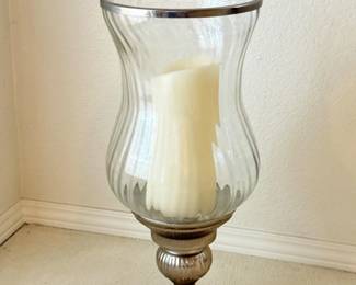 132 GlassHurricaneCandleHolder