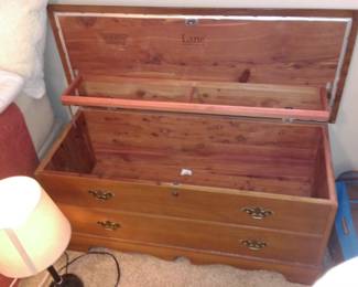 LANE CEDAR CHEST