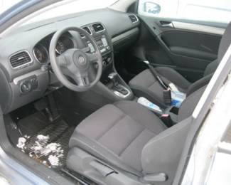 2010 VW GOLF INSIDE