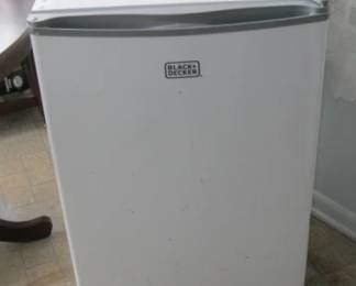 BD COMPACT REFRIGERATOR