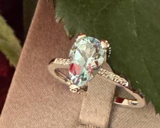 #11 - $245 - Blue Topaz pear shaped ring 10kt white gold 2.10gr. 