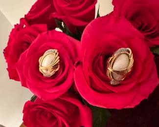 #4 -$400 -  Moby pearl & diamond earrings set - 14kt gold setting (tested) 