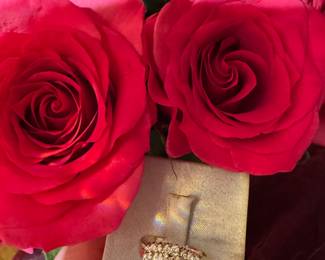 #29 - $595 -Approx 1ctw baguette ring 14kt - 3.6 grs. 