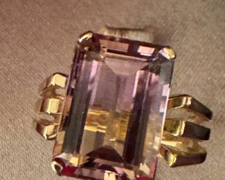 #10 - $580 - Watermelon tourmaline ring, 14kt gold setting, 4.7 gr. 