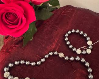 $100 - set of 2 necklace & bracelet black & rhinestone 