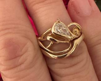 #2 - 14kt gold wedding set,2 pieces, free form ring with pear shaped diamond 0.37 ct. Color H, Clarity H, SI2 - $1,100.