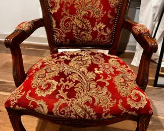 Gorgeous wooden arm chair