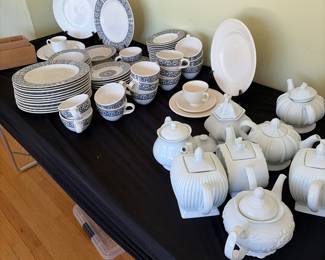 China and tea pots 