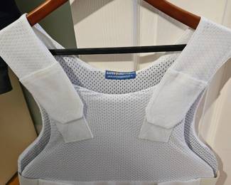 Bulletproof vest