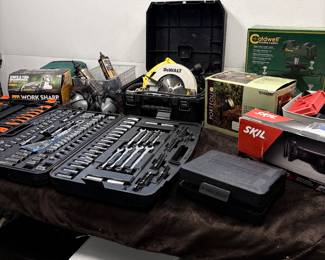 Knife and tool sharpener ,skill saw ,outdoor light ,dewalt saw ,socket set 