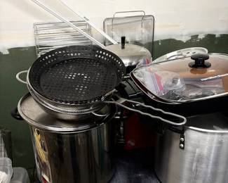 Large cooking pots  for large group gatherings 