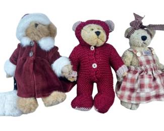 Collection Of Three Boyds Bears
