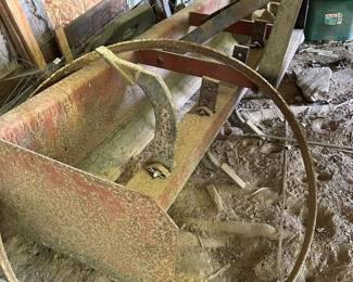 Masey -Fergusion 362 Diesel Tractor

With 6 ft Bushhog  , Finishing Mower and box  ….. selling all in one package for

$14,500.00  CASH 

Great Running Tractor !