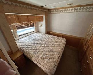 2003 Mountainaire Motorhome

42,000 miles -gas engine - beautiful home on wheels - located in Rockwood

$37,500.00 - Reduced to $35,000