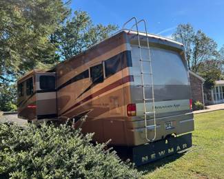 2003 Mountainaire Motorhome

42,000 miles -gas engine - beautiful home on wheels - located in Rockwood

$37,500.00 - Reduced to $35,000