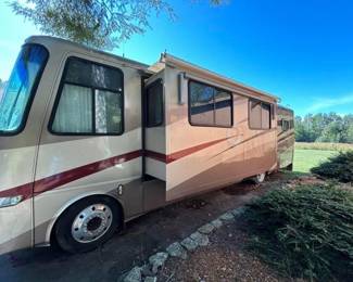 2003 Mountainaire Motorhome

42,000 miles -gas engine - beautiful home on wheels - located in Rockwood

$37,500.00 - Reduced to $35,000