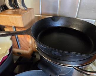 Vintage Griswold Cast Iron Skillet