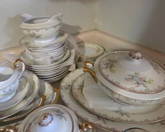 Vintage Meito China HandPainted Floral Dinnerware Set