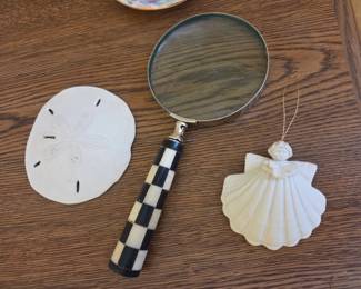 Magnifying Glass with Black and White Checkerboard Handle