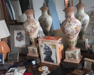 Pair of Porcelain Urn Lamps with Floral Motif B