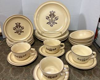 Pfaltzgraff Yorktowne