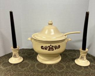 Pfaltzgraff Yorktowne