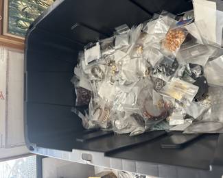 Full of jewelry everything you can think of lots and lots of jewelry over 2000 pieces