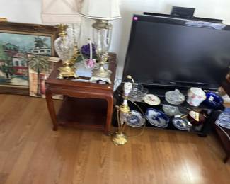 Nightstands, and tables, tables with chairs, pictures, clothing, shoes, purses, stroller, bags, animal things whatever you can think I’ve come get it all