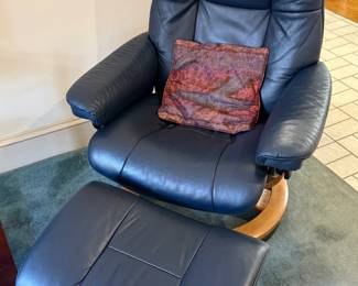 Stressless Recliner and Ottoman