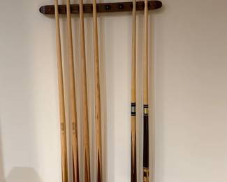 Billiard Cue Set with Wall Rack