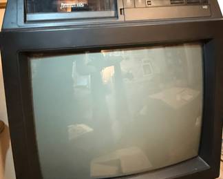 Vintage Panasonic Omnivision TV/VCR Top Loading Combo Unit