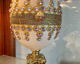 Decorative Ostrich Egg with Musical Movement and Nested Egg