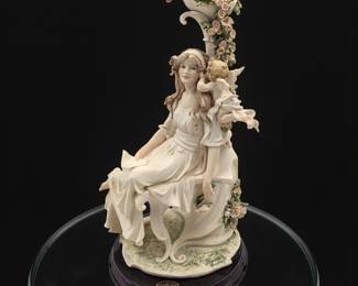 Giuseppe Armani Figurine: "Message Of Love" 1576F With Original Box